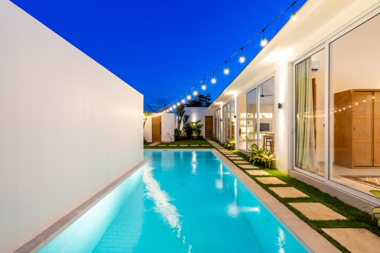 Casa Blanca Villa By Betterplace Uluwatu Esterno foto