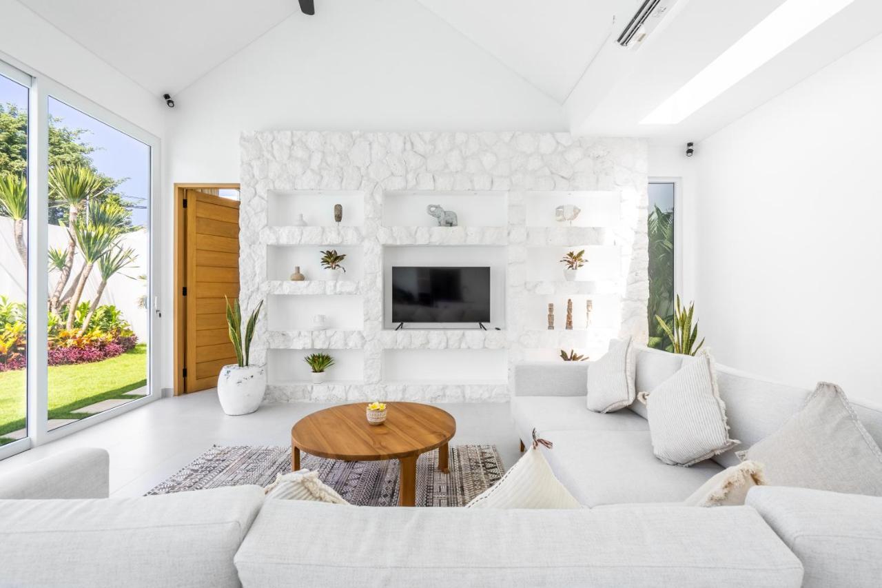 Casa Blanca Villa By Betterplace Uluwatu Esterno foto