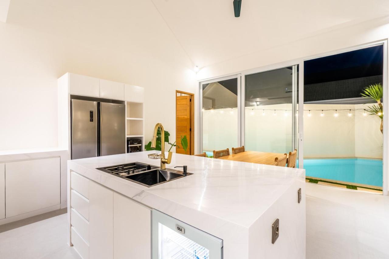 Casa Blanca Villa By Betterplace Uluwatu Esterno foto