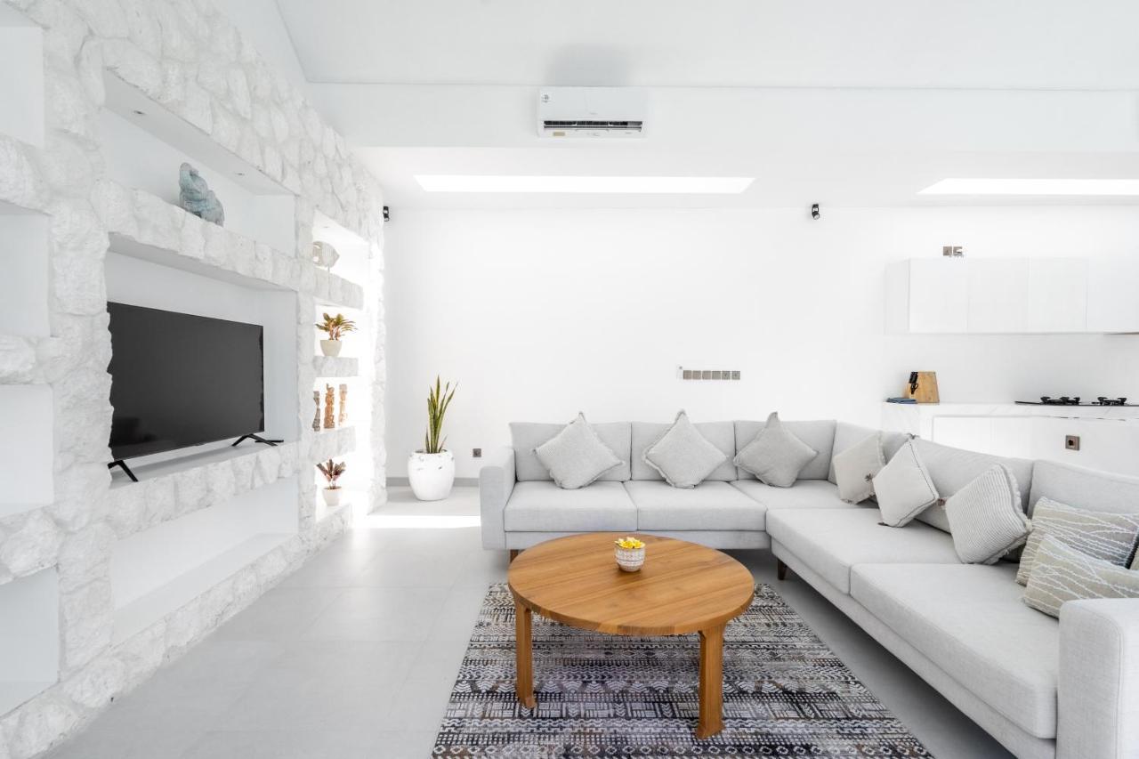 Casa Blanca Villa By Betterplace Uluwatu Esterno foto