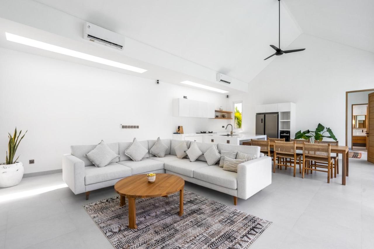 Casa Blanca Villa By Betterplace Uluwatu Esterno foto