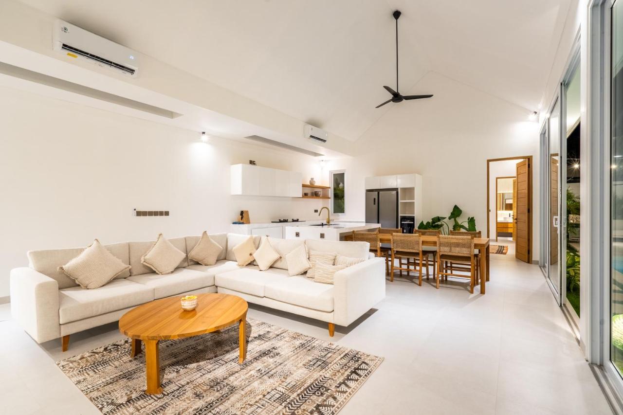 Casa Blanca Villa By Betterplace Uluwatu Esterno foto