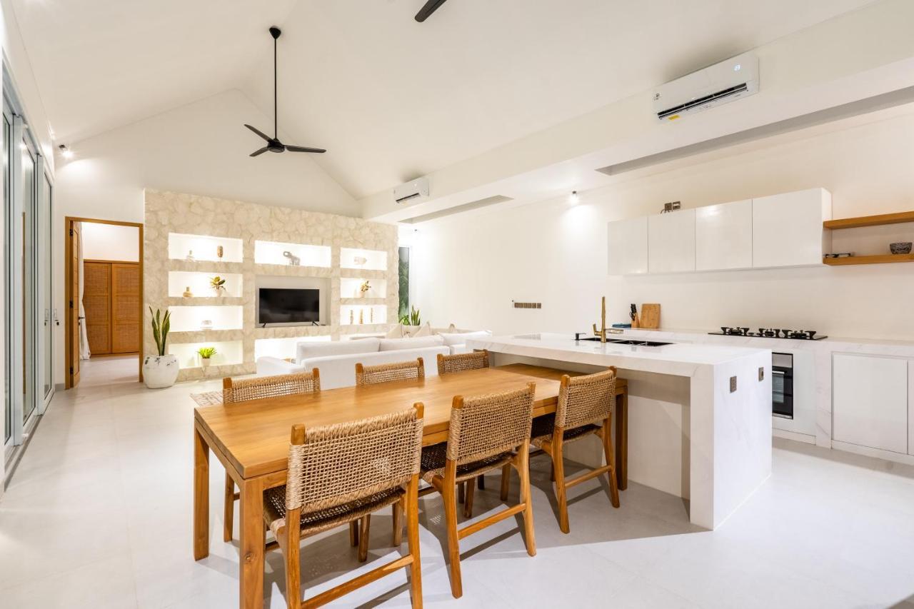 Casa Blanca Villa By Betterplace Uluwatu Esterno foto
